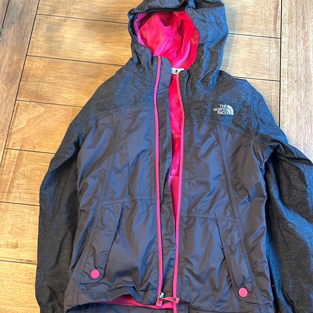 The North Face Jacket Girls Medium 10-12. Good condition